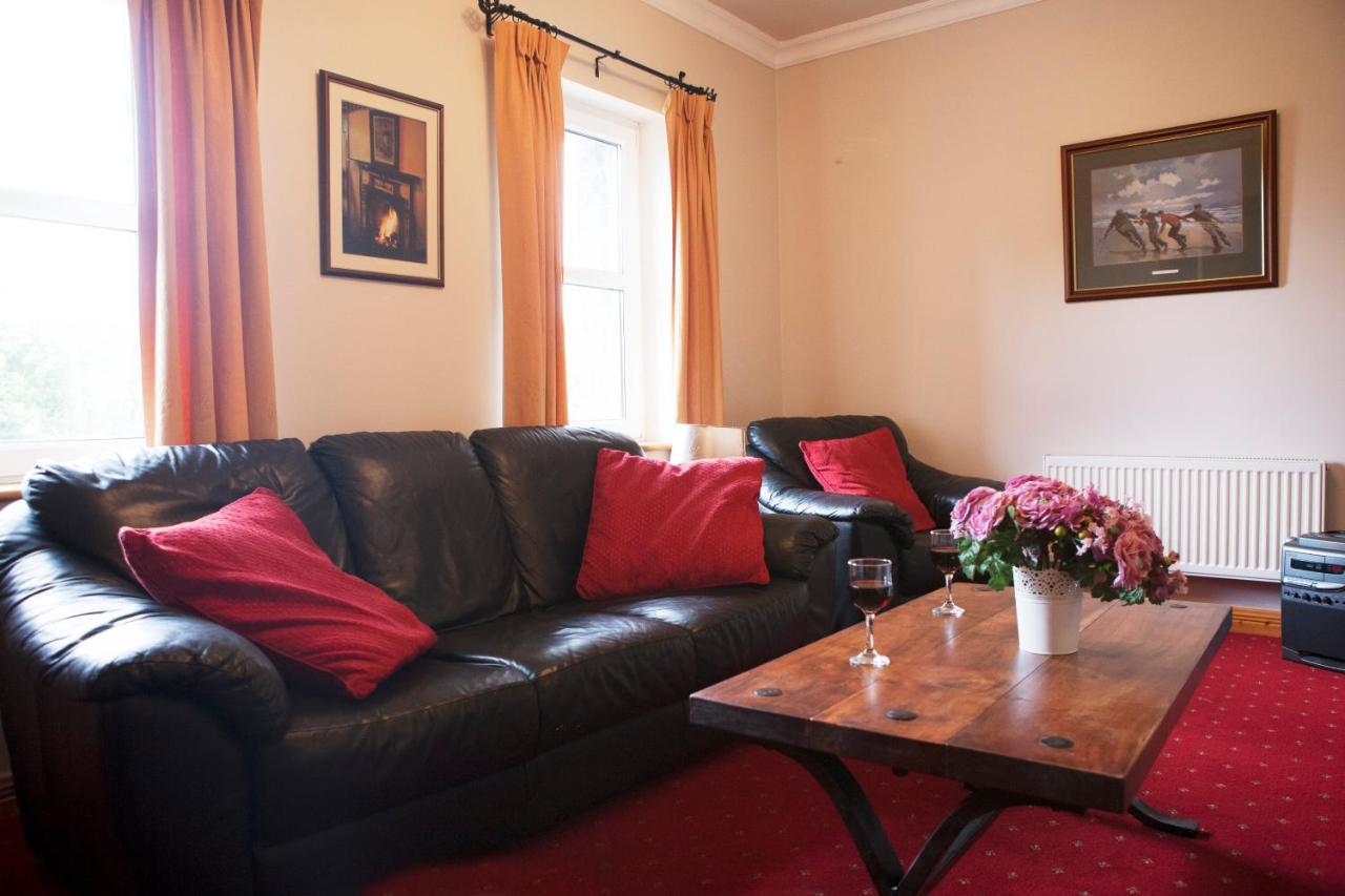 Inviting 4-Bed House In Strokestown别墅 外观 照片
